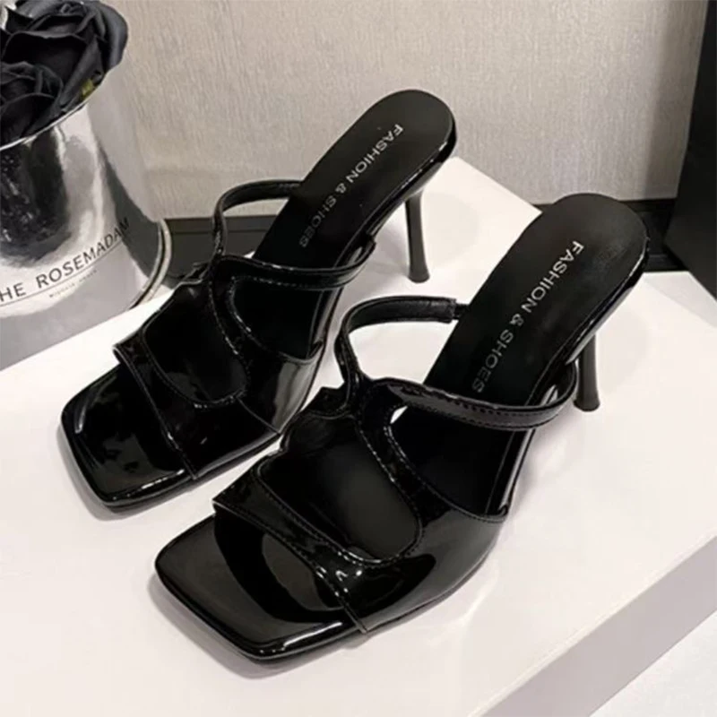 

Женские тапочки на высоком каблуке с квадратным носком, модельные сандалии, пляжная обувь, лето 2024, роскошные брендовые туфли с открытым носком, вечерние туфли-лодочки, шлепанцы Mujer