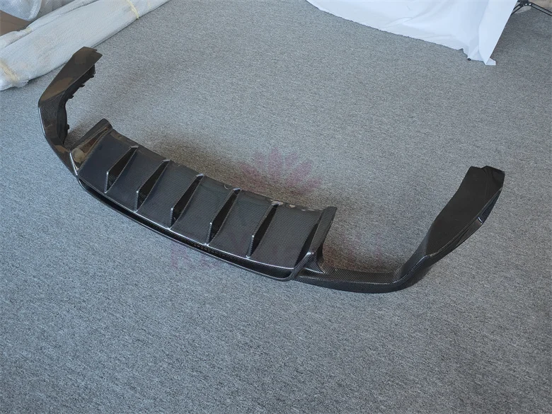 

Для Masara Tirewante LD стиль переключающий клапан автозапчасти из углеродного волокна задний бампер диффузор корпус комплект