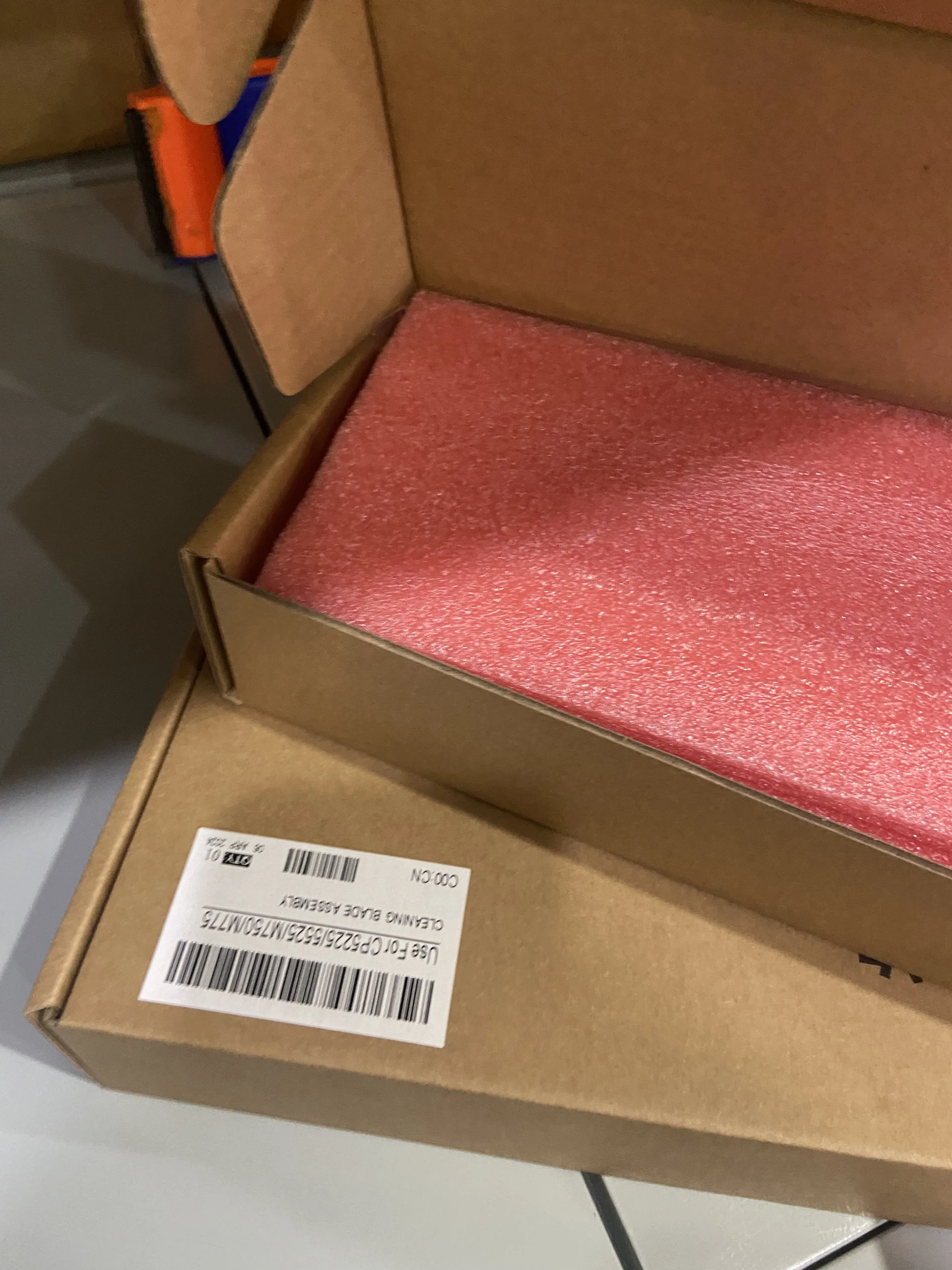 

1PC New Original For HP CP5225 CP5525 M750 M775 For Canon 9100 9500 9600 C2020 C2220 C2025 ITB Cleaning Blade CE516A print parts