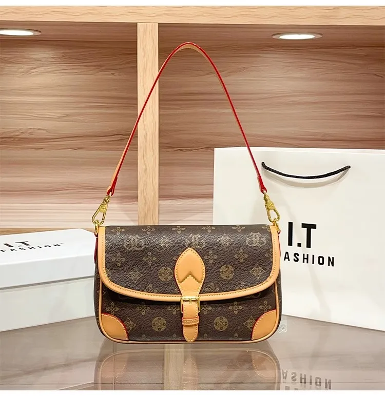 

Women's Shoulder Bag Luxury Underarm Hobo Bag Fashion Simple Large Capacity Monogram Color Crossbody bag