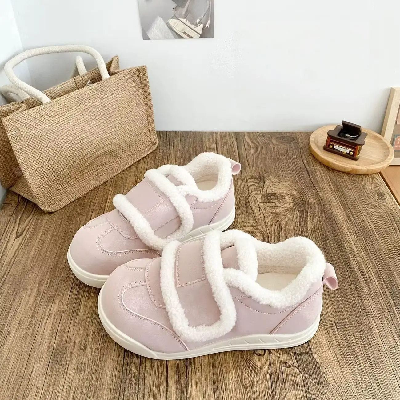 Cute Fluffy Fleece Lined Cotton Shoes Women's Autumn Winter Comfortable Bread Board Shoes Round Toe Mid Heel Rubber Outsole