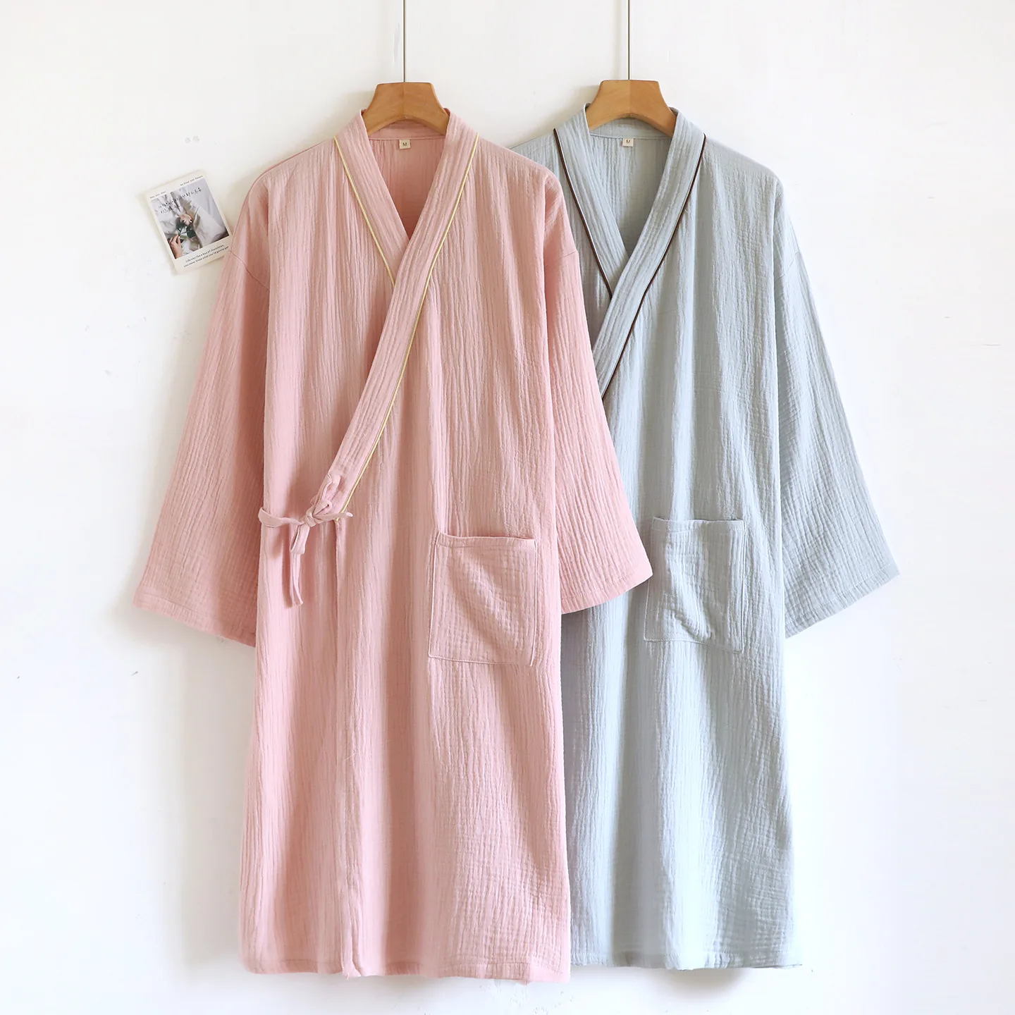 

Couples Crepe Gauze Bathrobe Solid 100% Cotton Robe Long-sleeved V-neck Kimono Wedding Robes Sleepwear Plus Size Dressing Gown