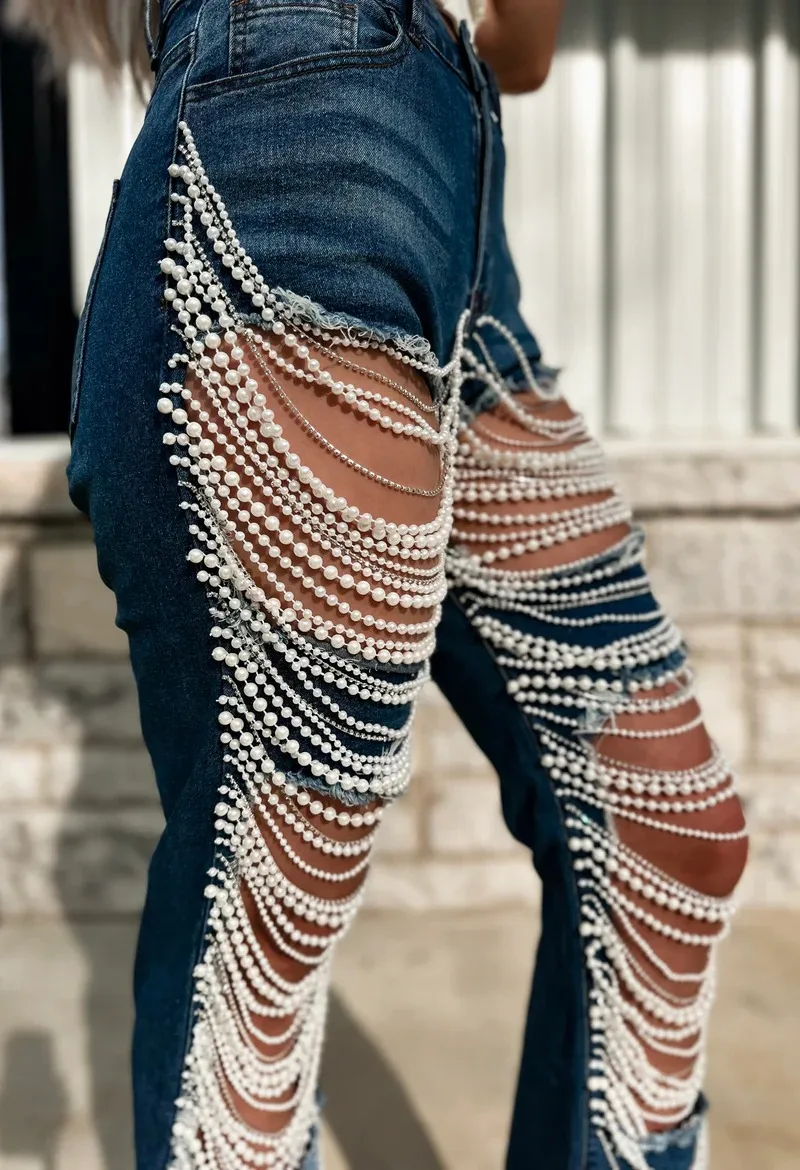 2024 women's large hole bead chain straight leg pants torn jeans black blue elastic fashionable slim fit denim pants