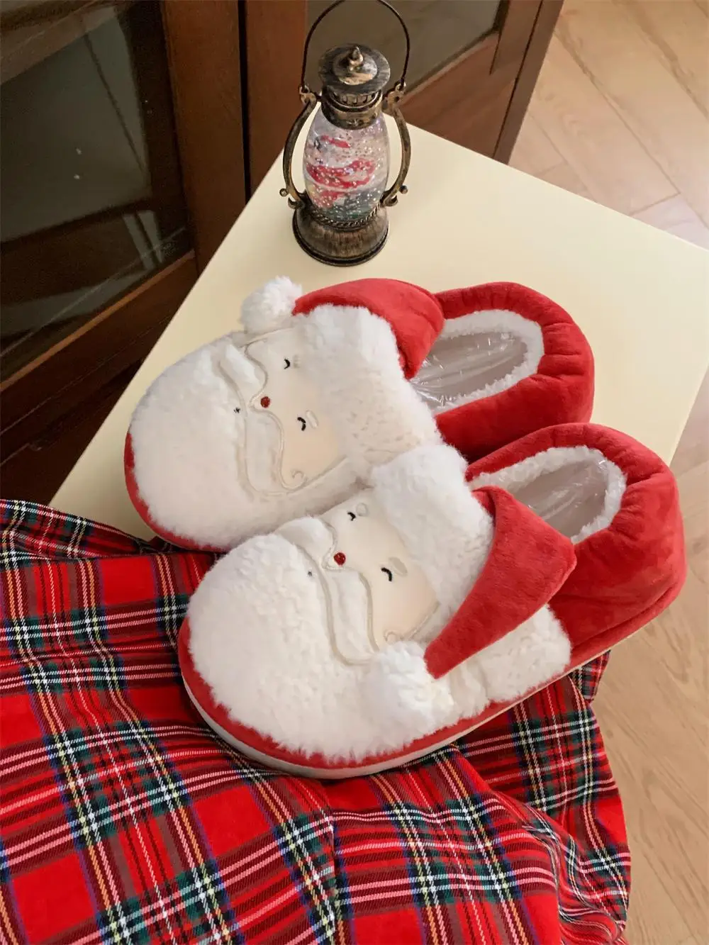 Funny Cute Santa Claus Cotton Slippers For Men And Women In Winter Ins Couple Cute Indoor Household Home Slippers