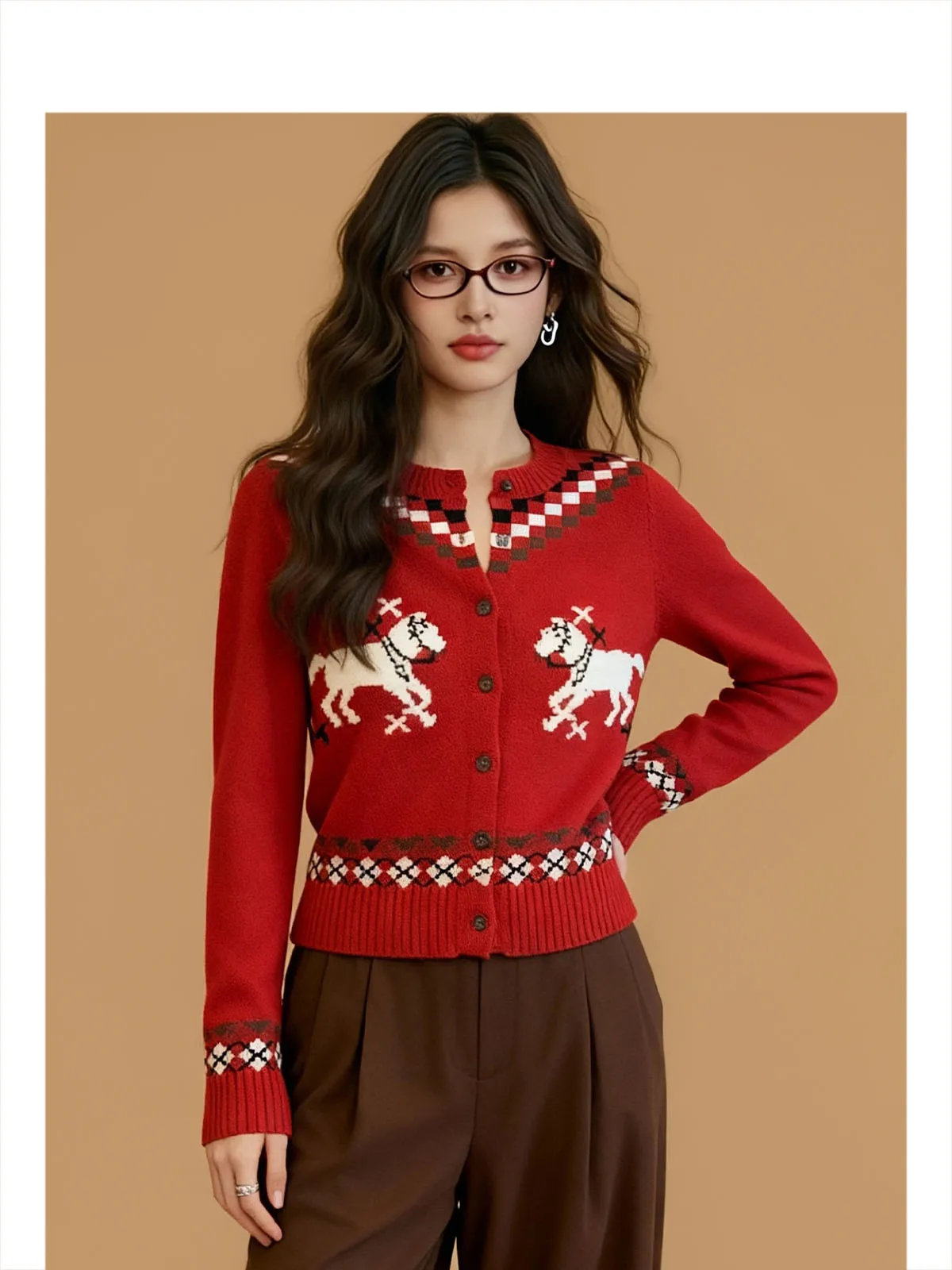 

Forever 2 Праздничный красный вязаный свитер 2026 Новогоднее празднование Женский вязаный кардиган Повседневный длинный свек круглый Ne