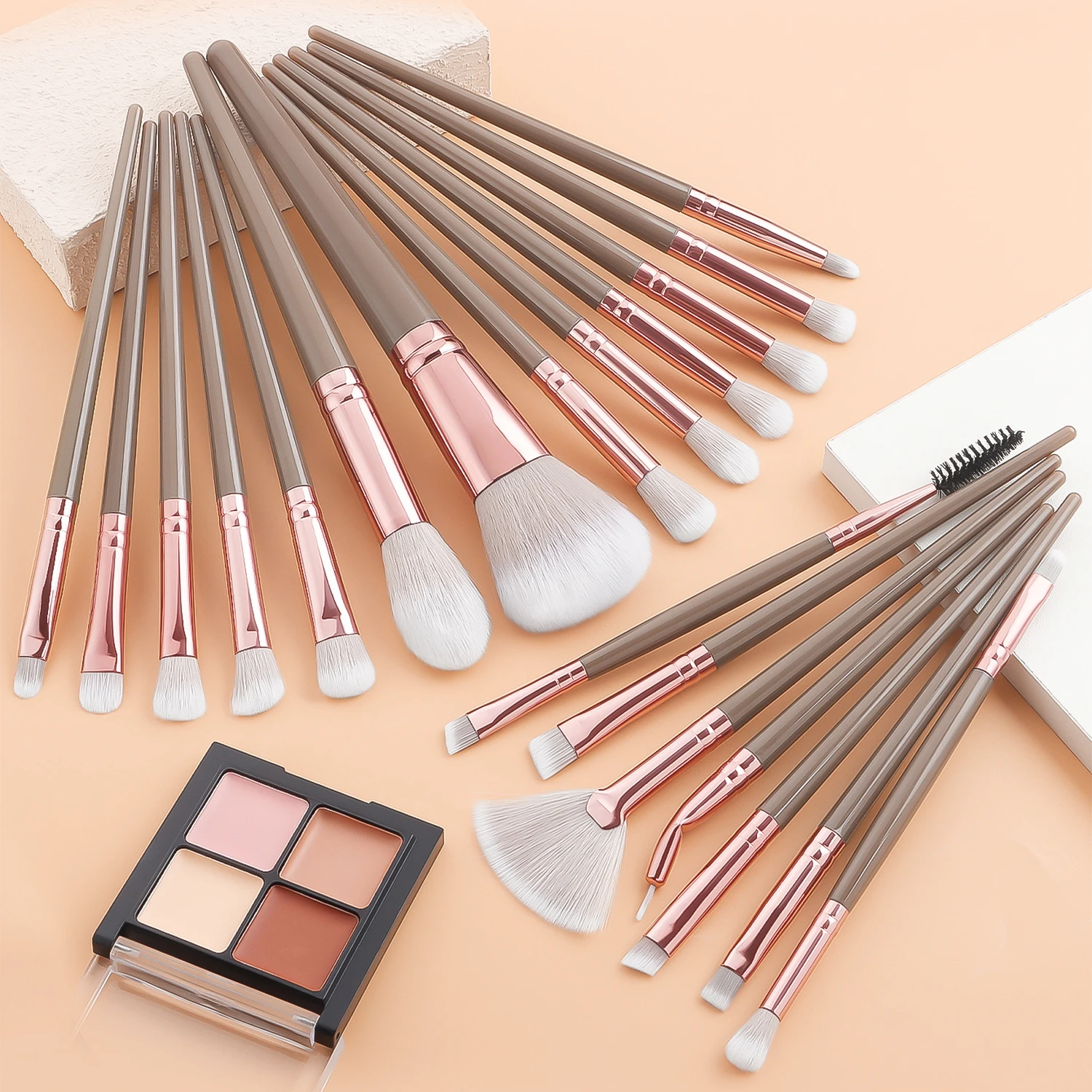 20 فرشاة مكياج + 3 نفث بودرة مستديرة + 3 نفث بودرة مثلثة + 3 بيضات تجميل + 3 نفث بودرة أصابع + 3 بيضات تجميل صغيرة + 1 واشين