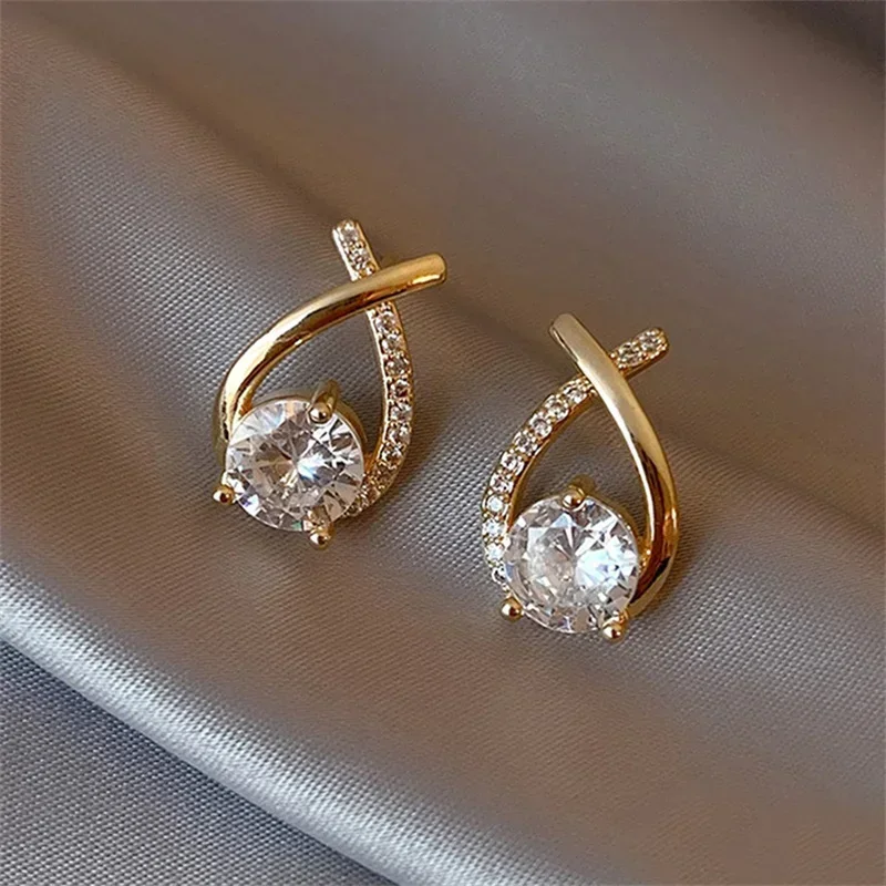 

Shiny Micro-inlaid Rhinestone Earrings Ladies Fashion Delicate Geometric Cross Stud Earring Party Ear Accessory Jewelry Gift