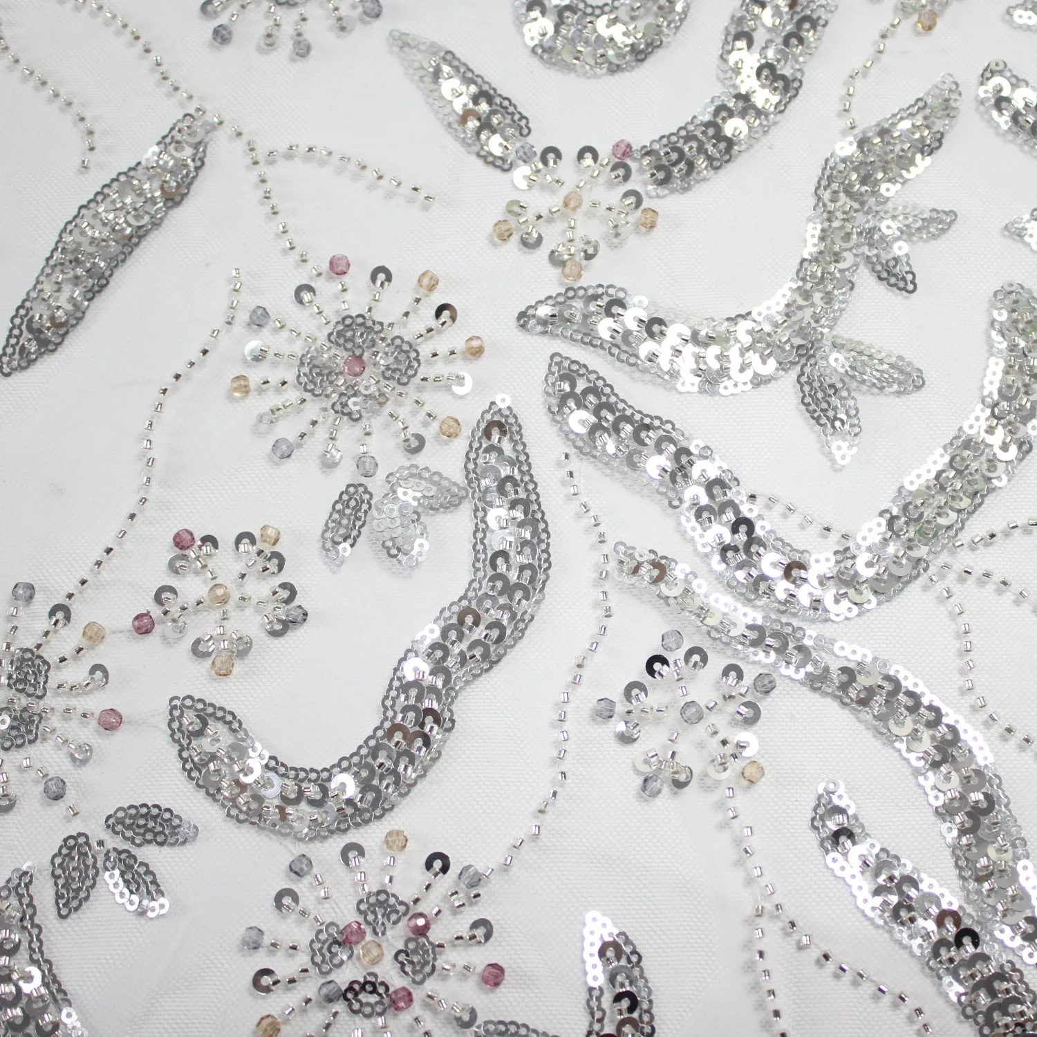 Tecido de designer de roupas com bordado de pérolas e forro de moda