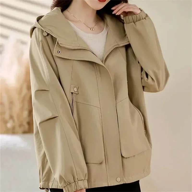 

Khaki Short Jacket for women 2025 Spring Autumn Casual New Loose Zipper Coat Workwear top Women's Casual Hooded Windbreaker