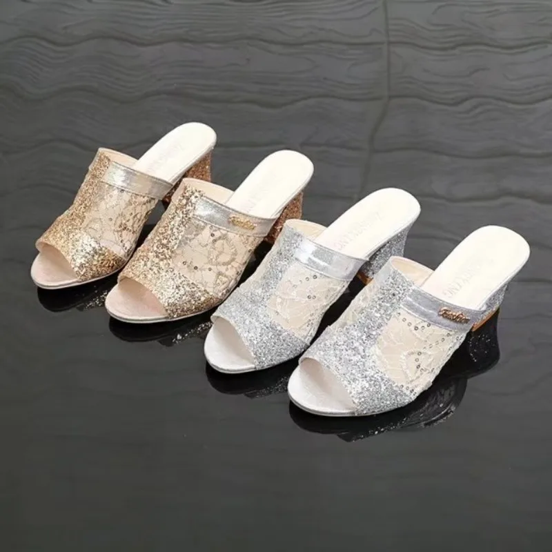 Women\'s New Summer Fashion Cool Slippers 2022 Sequin Rhinestone Outer Wear Women\'s Thick Heel Soft Leather Large Size43 Slippers