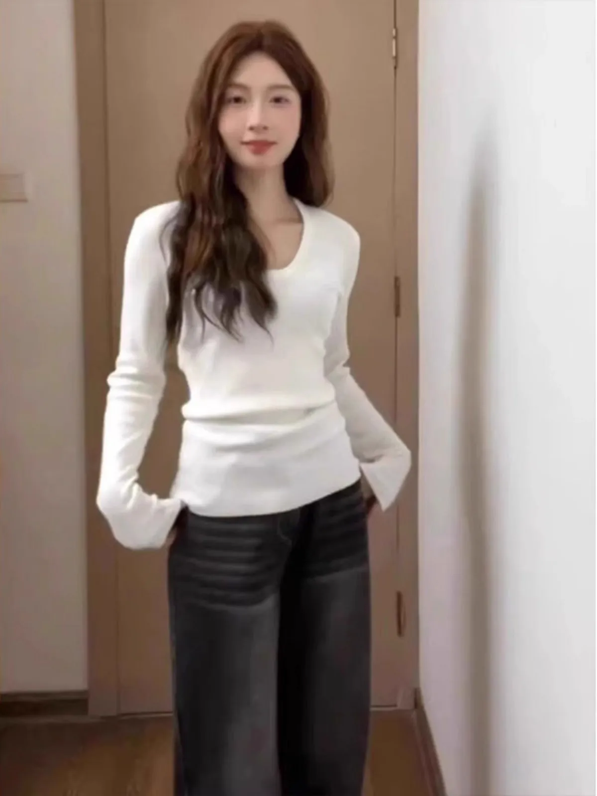 Camiseta Feminina Slim Fit de Manga Longa, Estilo Coreano, Casual, Alta Cintura, Versão Fina para Outono e Primavera