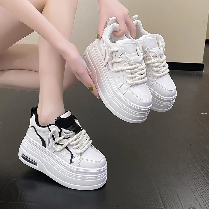 New Chic Platform Sneakers for Womens Leather Lace-up Comfort 8CM Thick Bottom Sport Shoe Small White Vulcanize Shoes