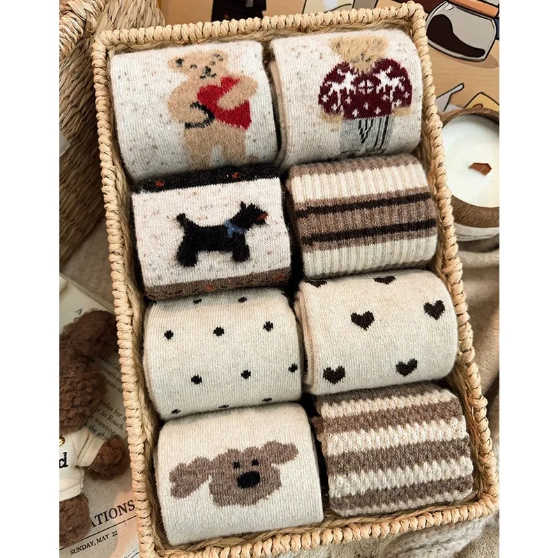 5/10 pairs of random color autumn and winter thick plush mid tube socks for women, Instagram style cute cartoon teddy bear socks