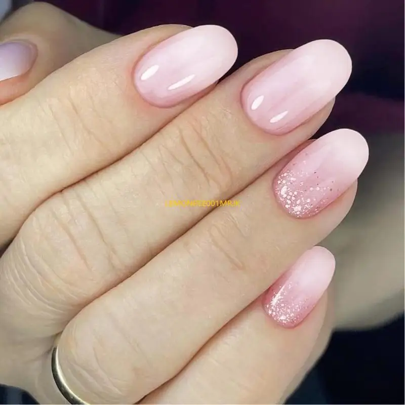 

M4YA 24PCS Короткая овальная палка на градиент гвозди. Скрещивает ложный маникюр для ногтей для женщин