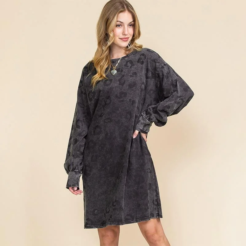 เสื้อผ้าลายเสือดาวเรียบง่าย แขนยาว สไตล์ลำลอง ทรงหลวม เสื้อผ้าผู้หญิง ความยาวปานกลาง เสื้อผ้าฤดูใบไม้ผลิ เอวสูง ผ้าฝ้าย ทรงกระบอก แขนทรงกระบอก เสื้อทรงเอ