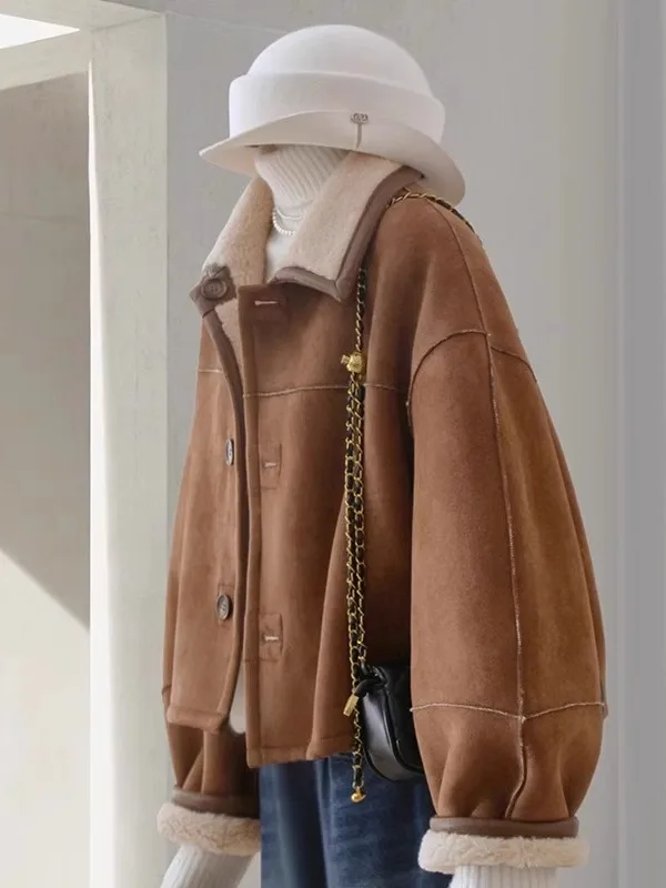 女性用両面着用厚手ラムファージャケットレトロブラウン春2026新作通勤ルーズフィットロングスリーブコート