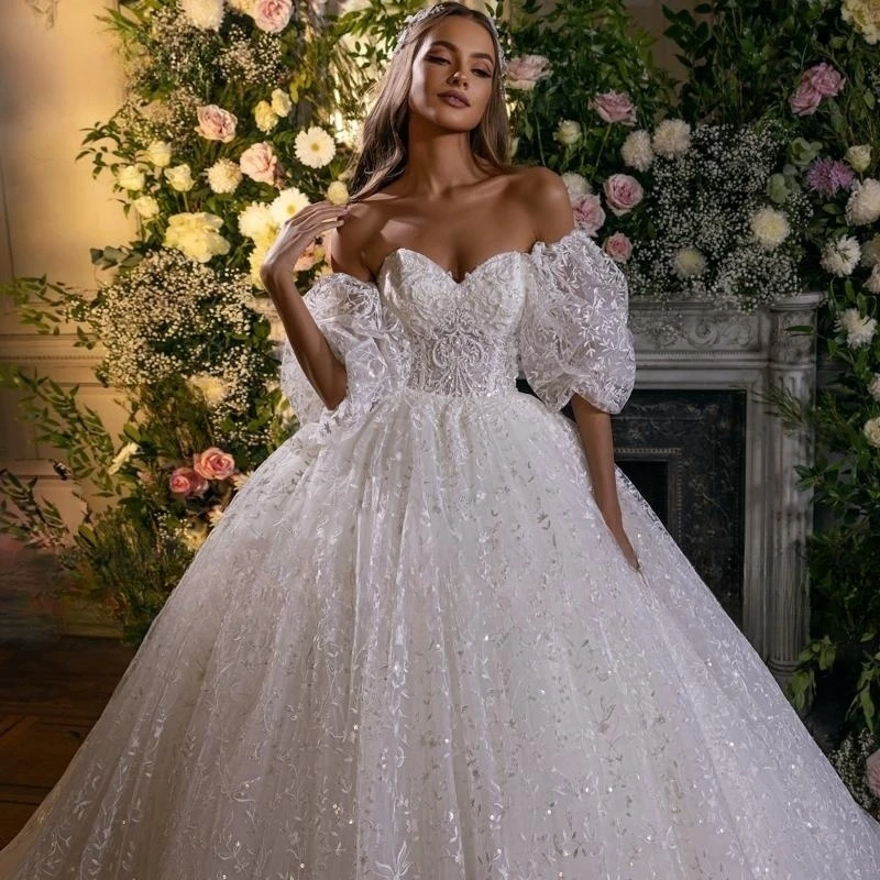 New Arrival Romantic Sweetheart Beading Ball Gown Wedding Dress 2023 Gorgeous Appliques Half Sleeves Lace Princess Bridal Gown