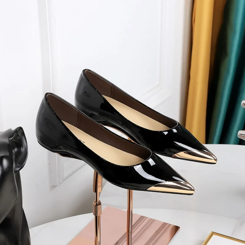 

Women Shoes Quality Patent Leather Low Heel Single Shoes Fashion Metal Pointed Shallow Mouth Loafers Inner Height Increase Shoes