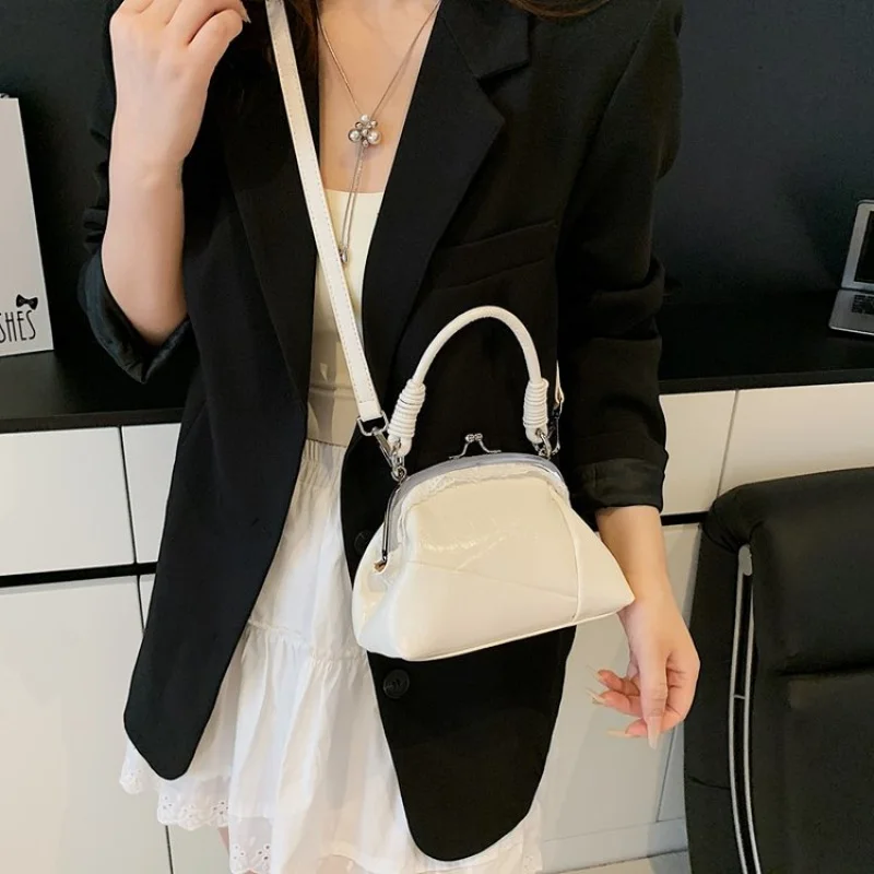 أنيقة فاخرة 2025 السيدات الجديدة الفاخرة العلامة التجارية حقيبة يد جلدية المصمم الشهير شعبية خمر الكلاسيكية ​