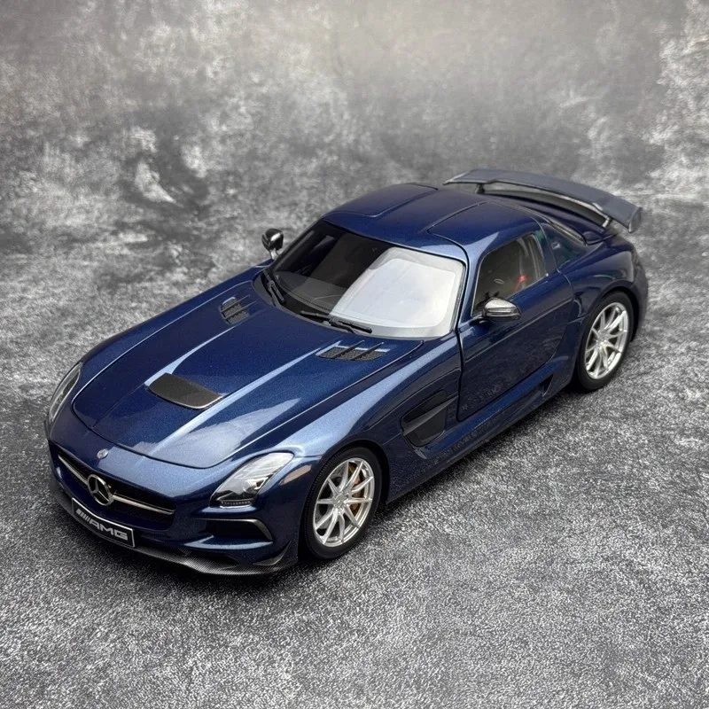 

Minichamps 1/18 Mercedes-Benz AMG SLS Black Series GT, литая модель из сплава, новая, горячая новинка, коллекционный подарок для мальчиков, для демонстрации на рабочем столе