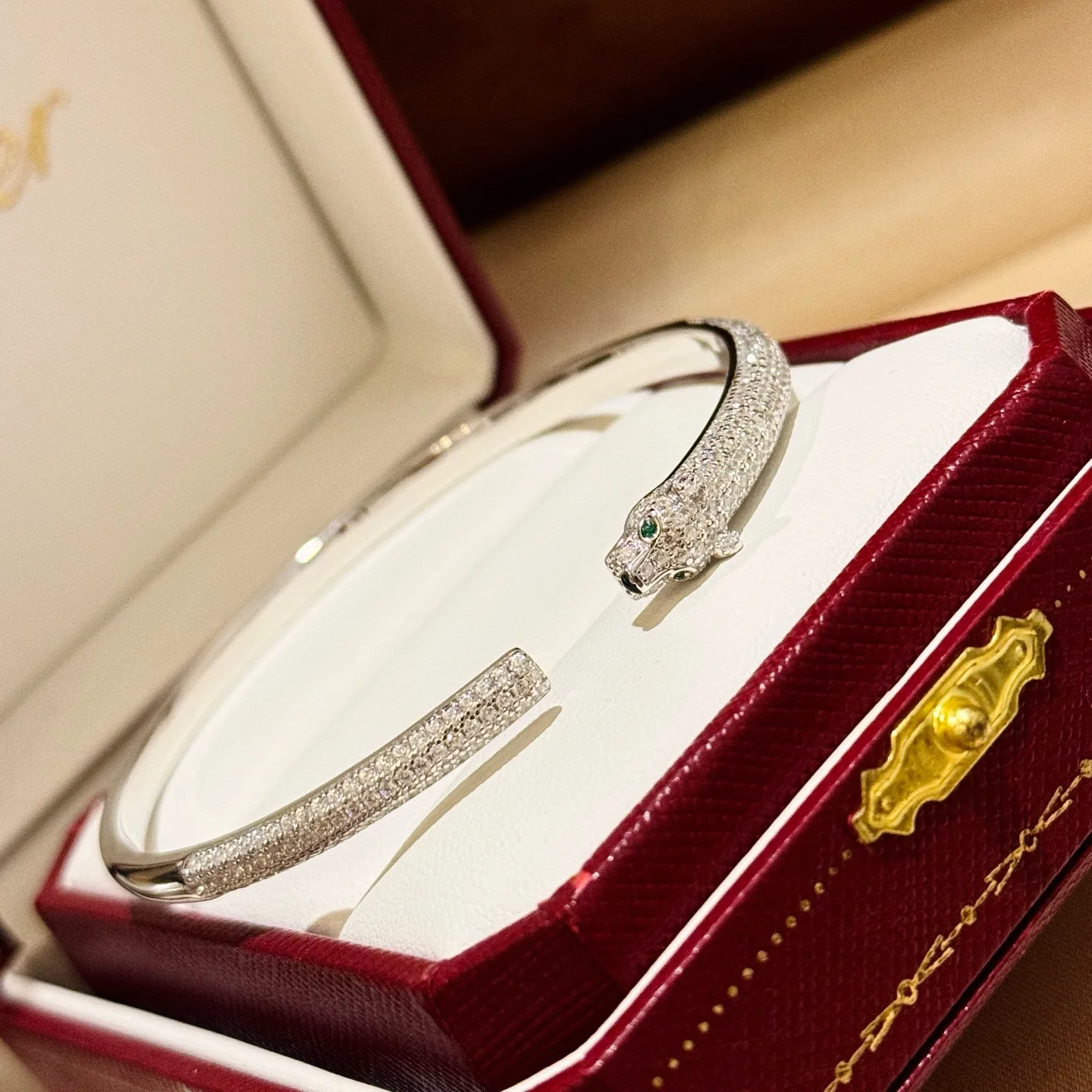 

92.5% Silver C Brand Leopard Series Full Diamond Bracelet