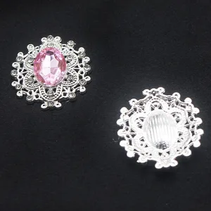 Brillante 25 * 26 mm 10pcs CRISTAL CRISTALE Broche Accesorios Diy CARJETA DE VINA DE VINO CARS DE REBAJO DE REFORMA CONSECURA 8 mejores encantos de cristal de ventas para joyas - №6