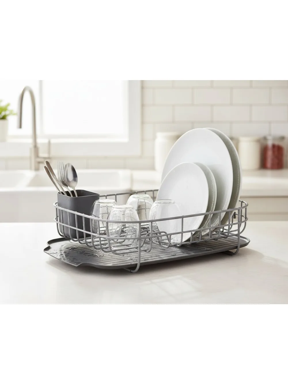 

Compact Carbon Steel Dish Drying Rack with Utensil Holder - Space-Saving Kitchen Organizer for Small Apartments