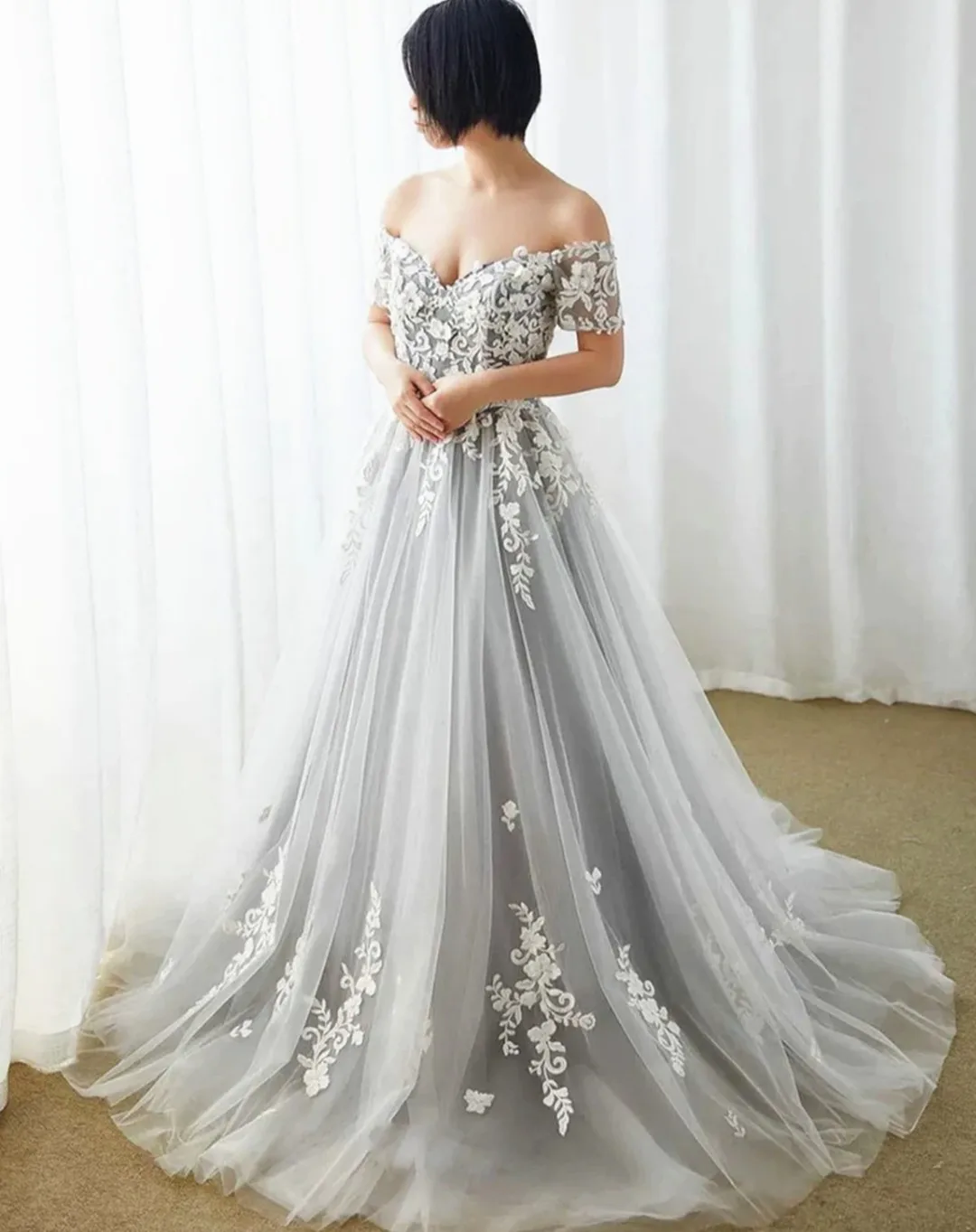 Vestidos de novia de línea a con hombros descubiertos, tul elegante, sin espalda, vestido de noche hasta el suelo, apliques de lujo, perlas, vestidos de novia