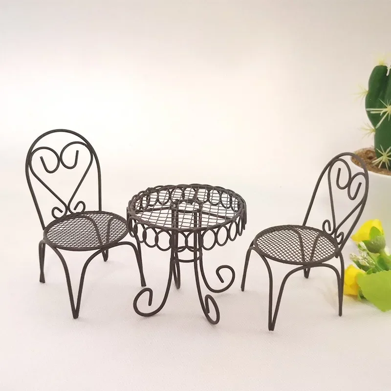 Fairy Garden Table and Chairs Metal Retro Dollhouse Miniature Garden Items Set Home Living room Decoration Accessories