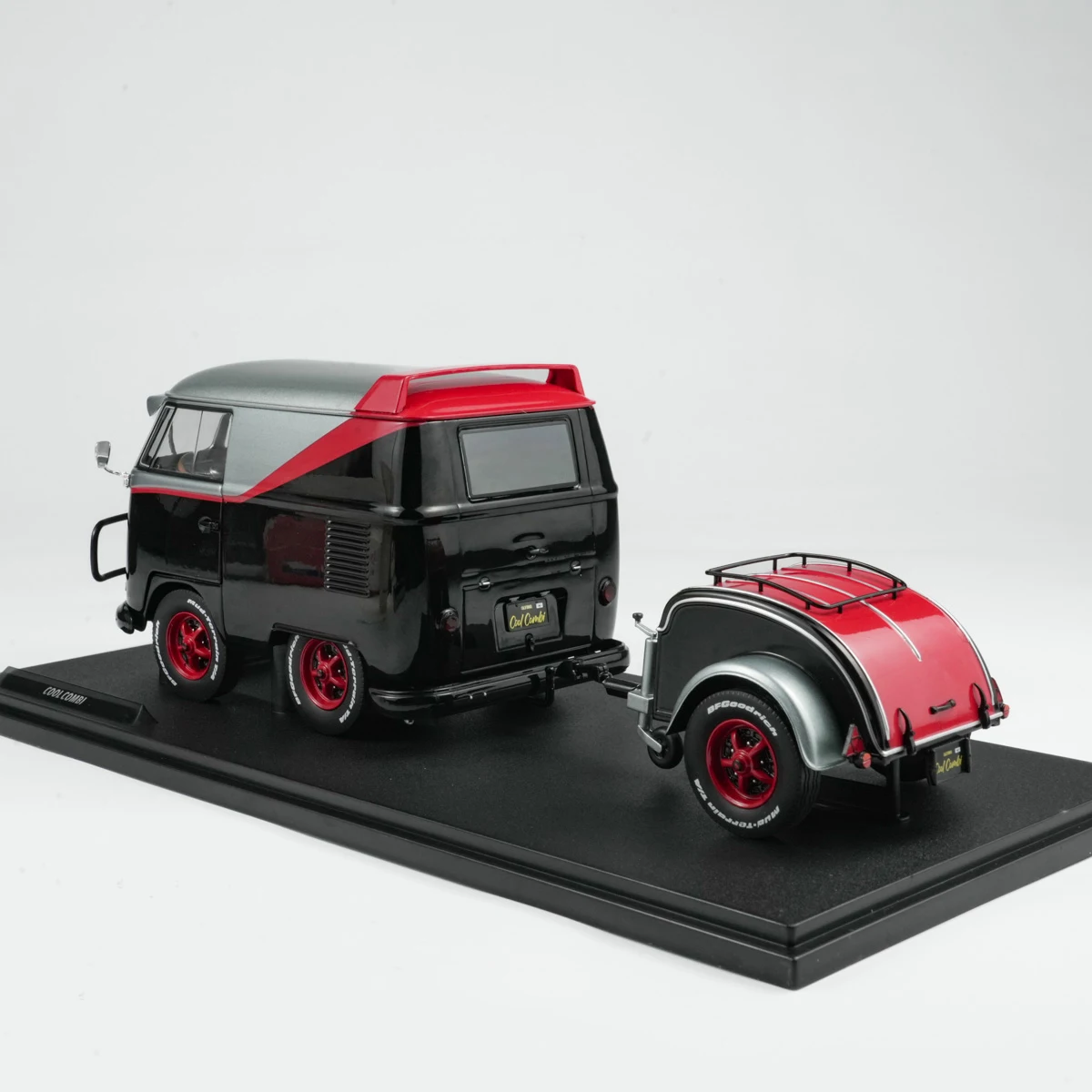 Solido 1:18 Scale Diecast Alloy COOL COMBI SPORT 2024 Toys Cars Model Classics Nostalgia Adult Gifts Souvenir Static Display