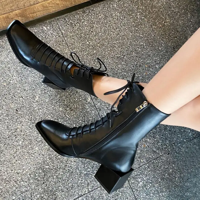 Women Ankle Boots Natural Leather Square Toe and Square Heel Leisure Hollow Straps Side Zipper short boots 34-35  feet 22-22.5cm