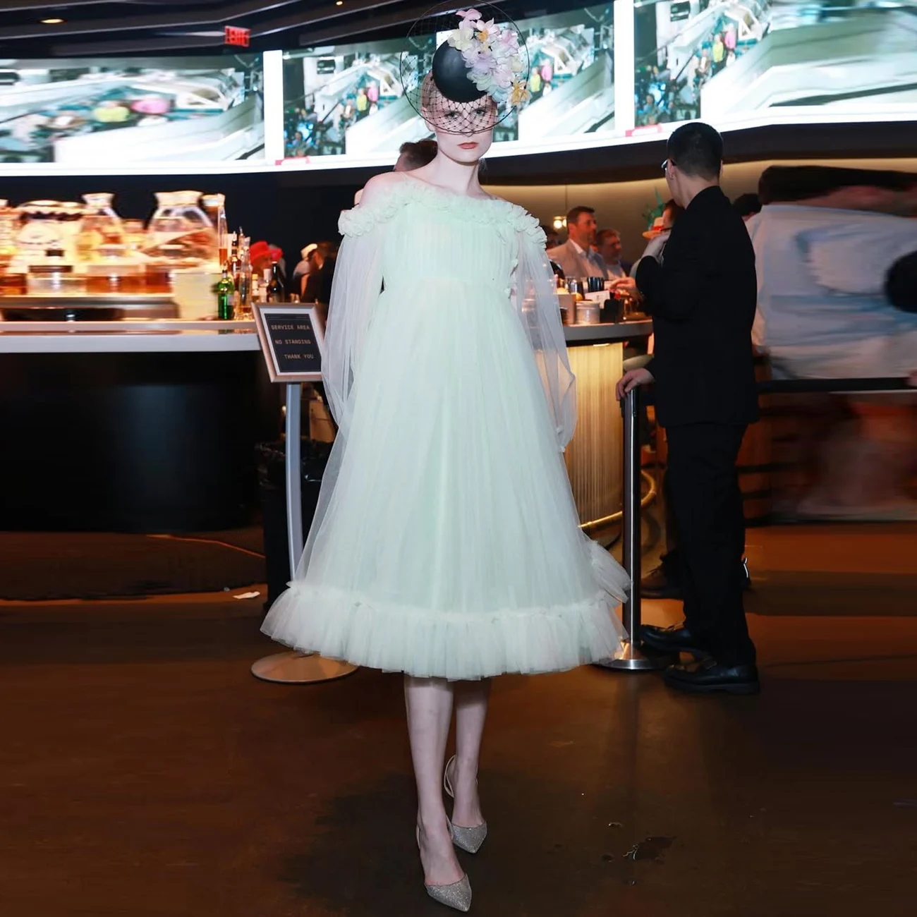 

Gorgeous Off The Shoulder Prom Dress Sheer Long Sleeves Tulle A Line Evening Gowns Mint Green Wedding Party Dress