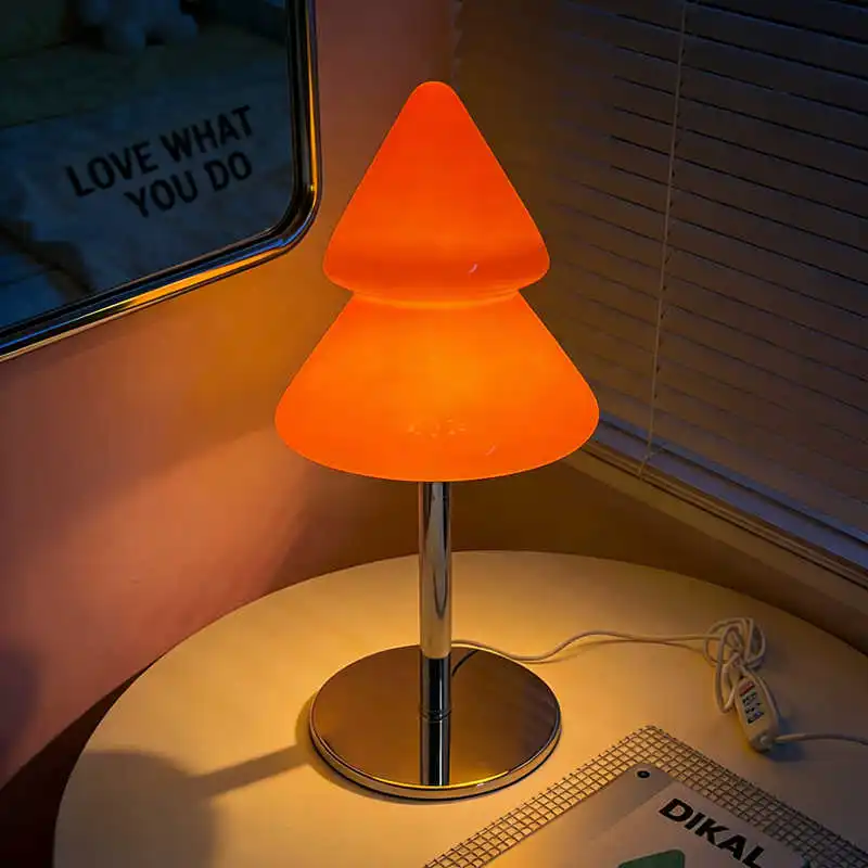 Lampa stołowa w stylu Bauhaus, choinka, dziewczęca, do salonu, sypialni, lampka nocna, dekoracyjna, tworząca atmosferę.