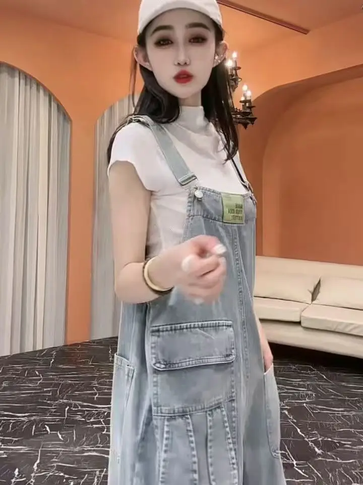 

Anti-Aging Denim Overalls Thin Summer Short Pants Loose Fit High Waist Button Closure Ladies Jeans Overalls Five Parts