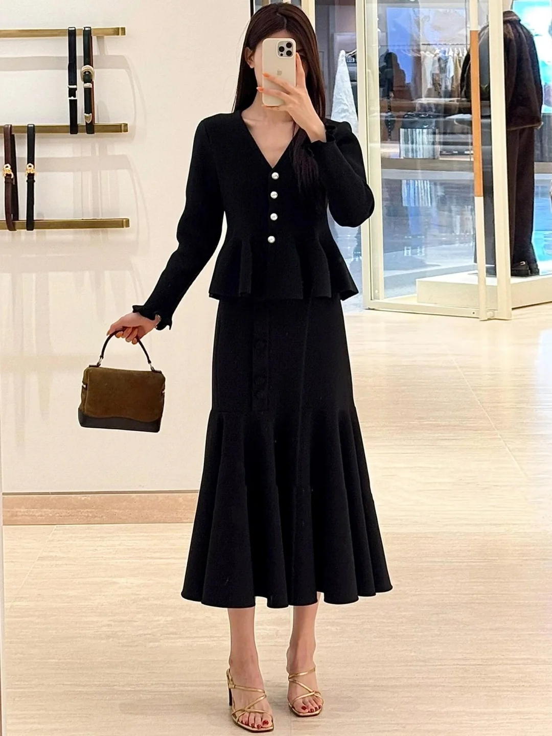 

Slimming High Waist Knitted Cardigan Pearl Decorated V-Ne Pleated Skirt Long Sve French Sle Regular Fit Spring Faion