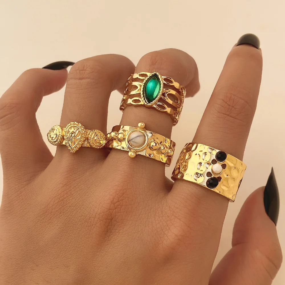 Creative Design 4Pcs/Set Gold Color Widen Zircon Finger Rings For Women Fashion Hip Hop Exaggerated Metal Ring Aesthetic Jewelry