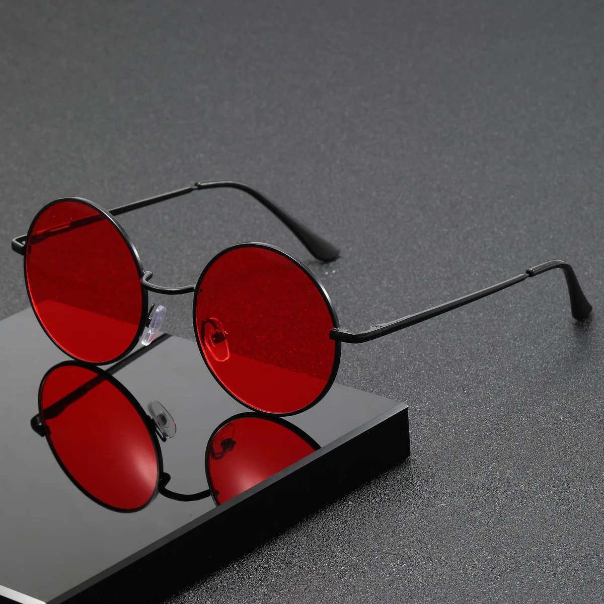 New Small Round Women Sunglasses Trendy Luxury Design Metal Frame Shades UV400 Eyewear for Man Classic Vintage Sun Glasses image 4