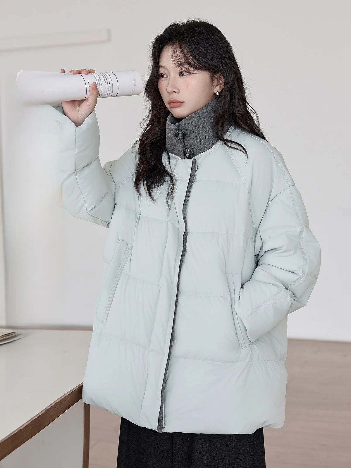 

Стильное универсальное пуховое пальто средней длины для женщин с эффектом двухслойности, дизайнерским кроем и застежкой-молнией, для повседневной носки, теплое