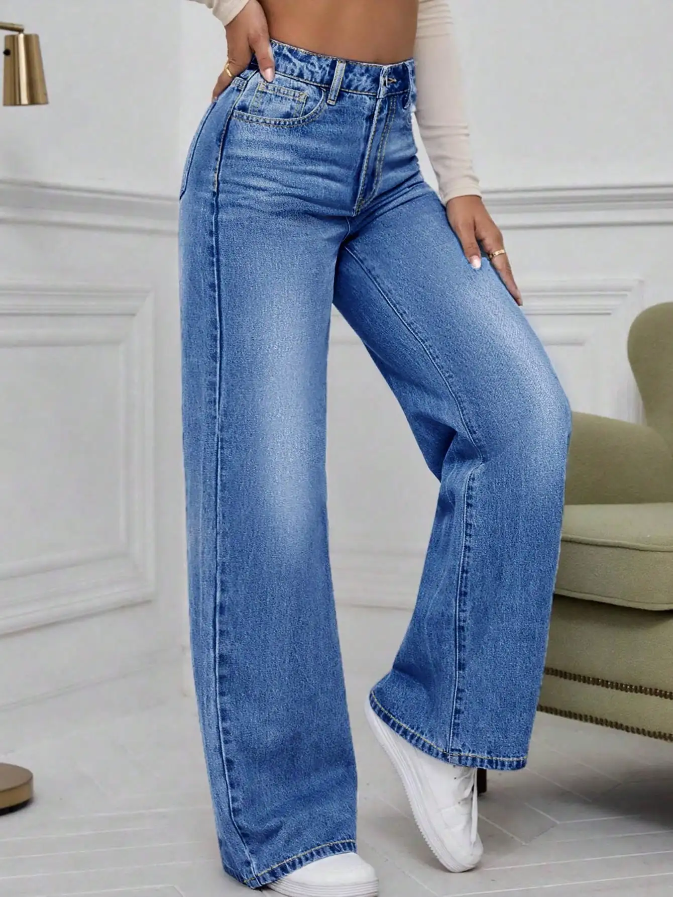 

Women's Mid-Rise Wide Leg Denim Jeans for Casual Wear