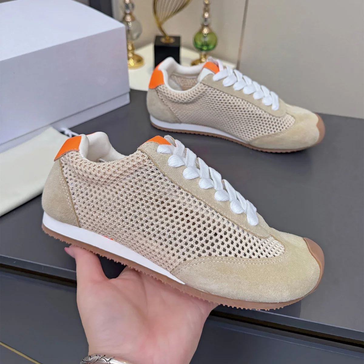2026 High Quality Autumn Women Shoes Low Top Sneakers Lace Up Versatile Daily Casual Footwear ch26030406