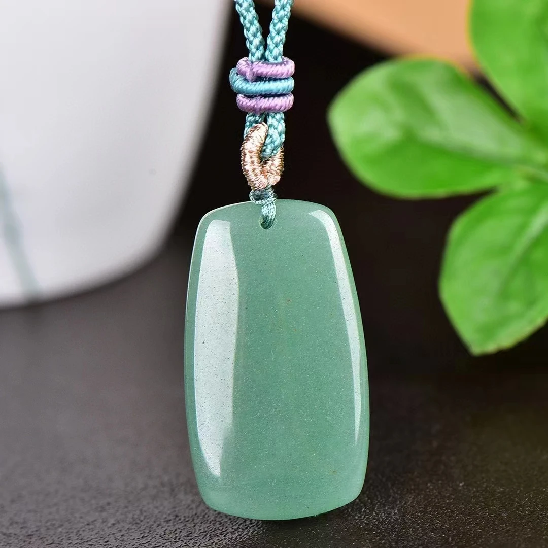 Aventurine Jade Pendant Natural Green Stone Gemstone Necklace Pendants Men Womens Simple Retro Mascot Charms Amulet Jewelry