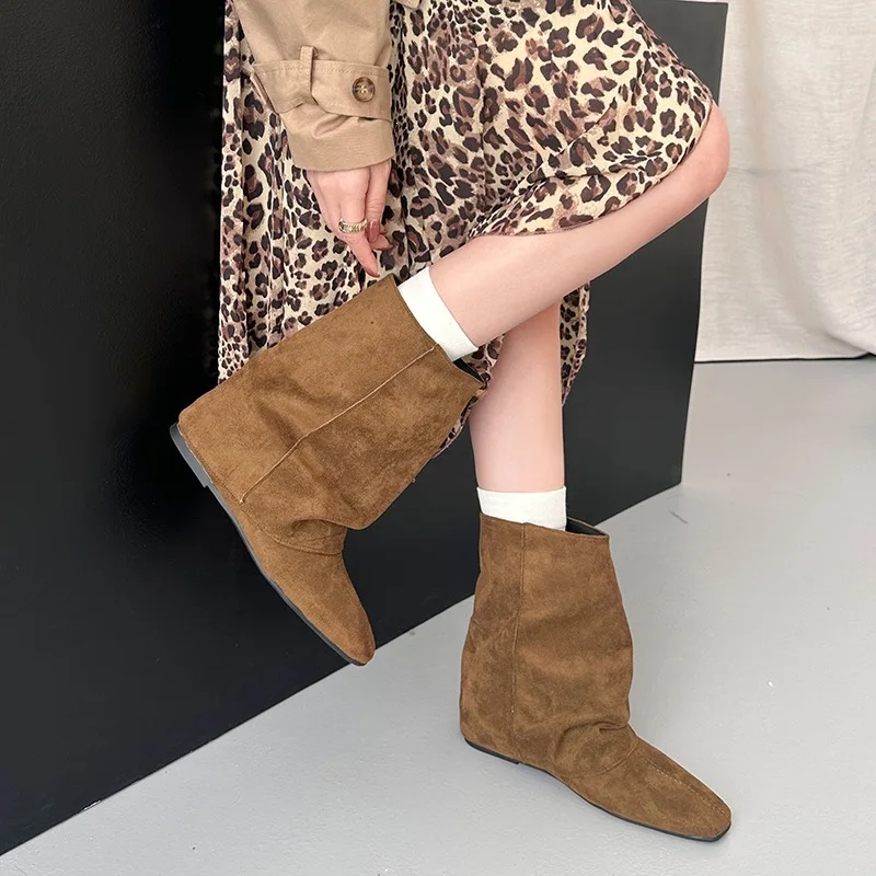 New 2026 Boots Women Square Toe Inner Height Increase Pants Boots Short Barrel Fashion Large Barrel Western Fall Beauty