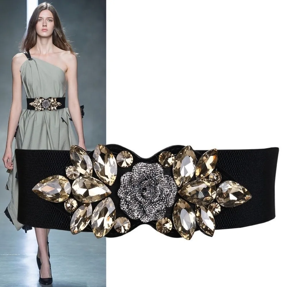 Cintura elastica con fiore rosa alla moda Cintura larga da donna in stile coreano Cintura con cinturino nero Giacca con cintura in vita con strass