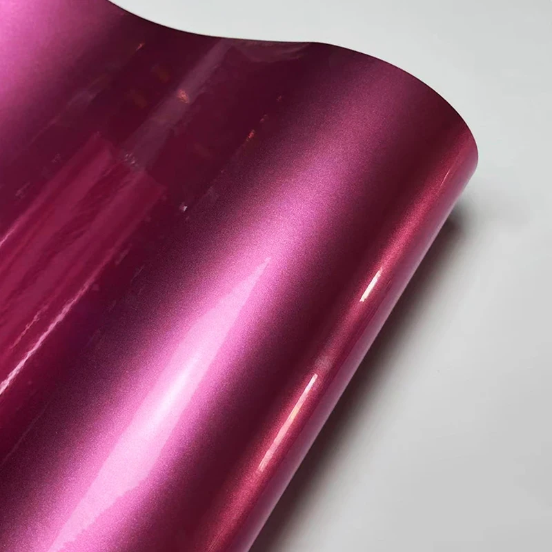 Ultra glänzende, leidenschaftliche, rosafarbene metallische Vinylfolie mit selbstklebender Air Release-Aufkleber für Autoverpackungen, Motorrad-DIY-Aufkleber