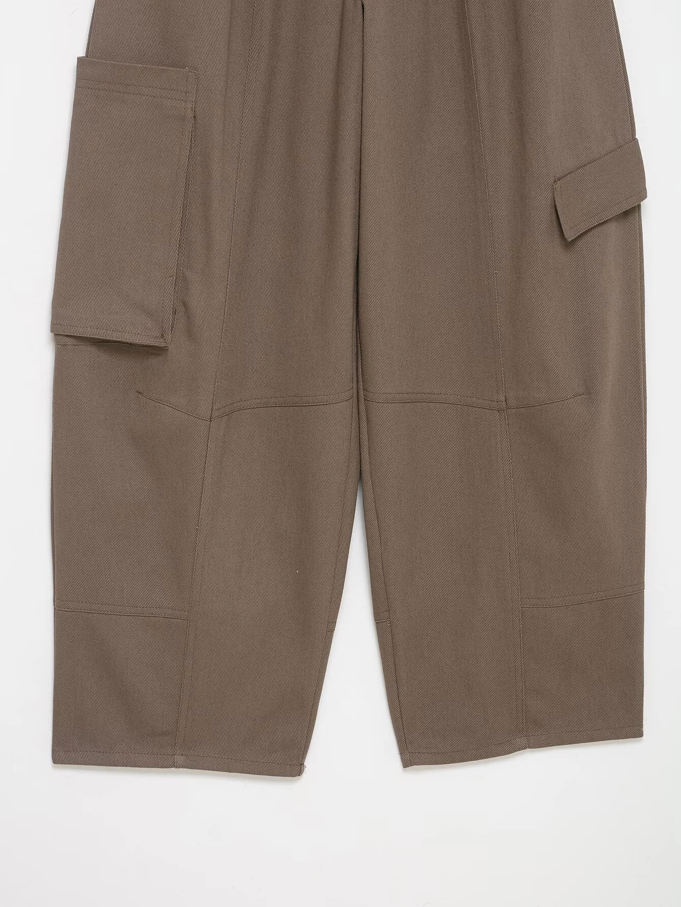 موضة شتاء جديدة لعام 2025 سراويل نسائية غير رسمية بسيطة ومتعددة الاستخدامات فضفاضة عالية الخصر مع جيوب جانبية