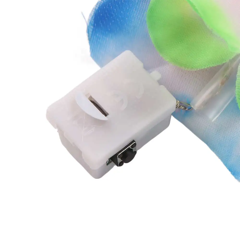 Glow In The Dark LED Necklace Artificial Flower Rainbow Lei Hawaii Lei Light Up Tropical Design Flower Wreath Birthday Party