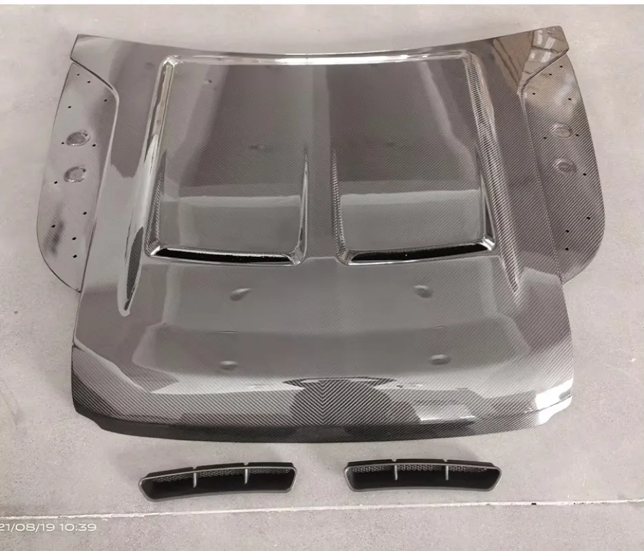 Dry Carbon Fiber Automobiles Facelift Exterior Body Parts for RR Car Hood Engine Scoop Bonnet Cover