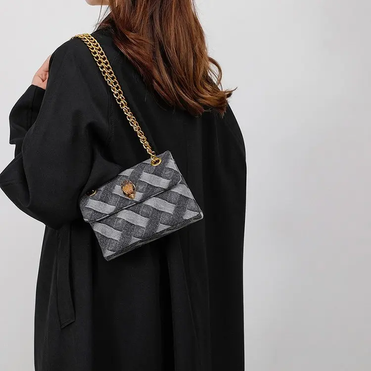 

Квадратная сумка в дизайнерском стиле — кошелек через плечо с широким регулируемым ремешком, шикарная структурированная мини-сумка, универсальная повседневная сумка через плечо