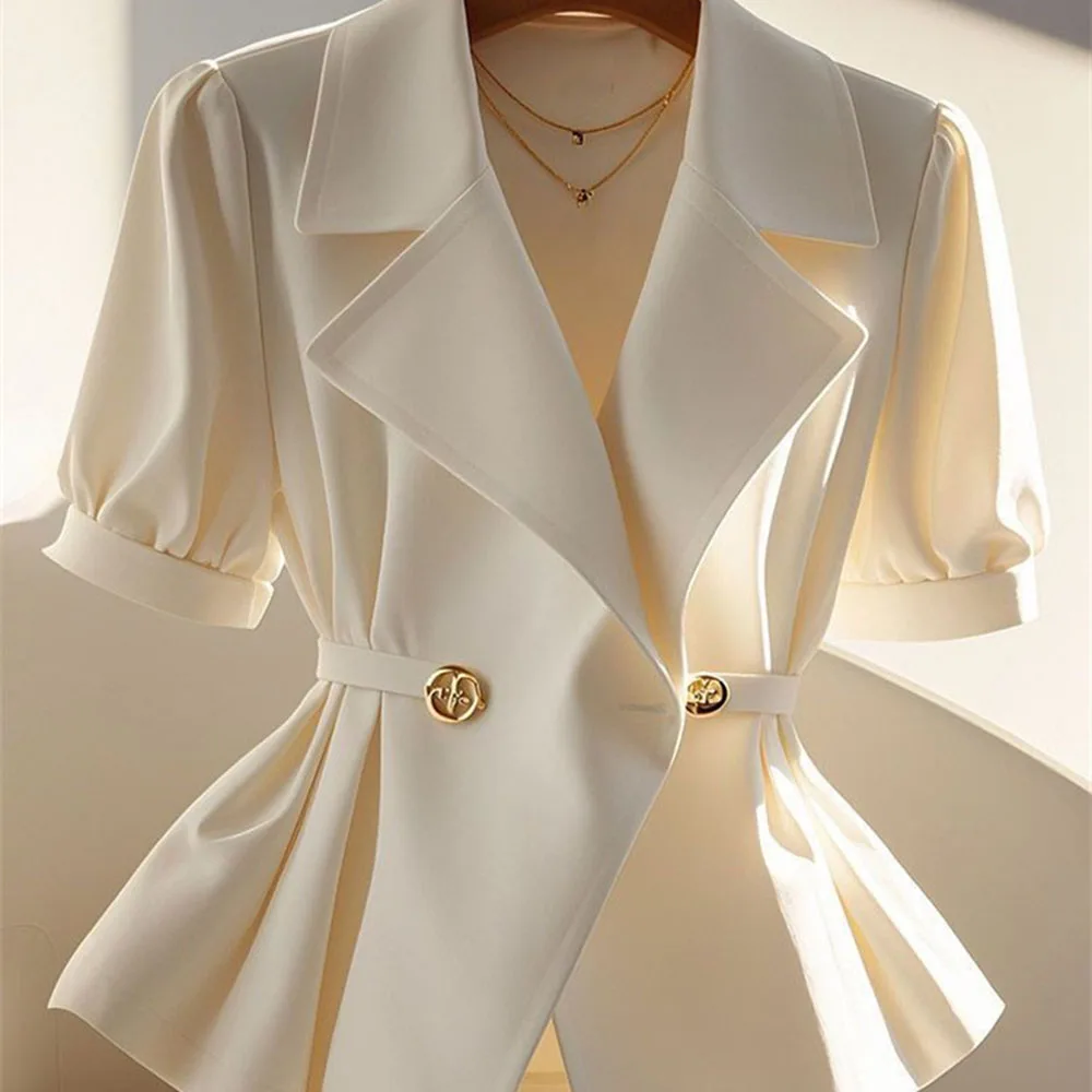 2024 New Summer Light-cooked French Niche Design Unique and Super-beautiful White Blazer Collar Short-sleeved Waist Shirt Female