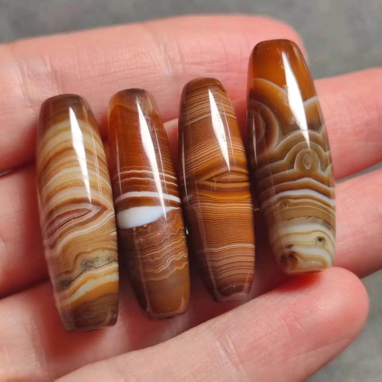 1pcs/lot Selected natural sugar color silk agate dzi Barrel beads Unique pattern Pretty pendant Accessories jewelry handiwork